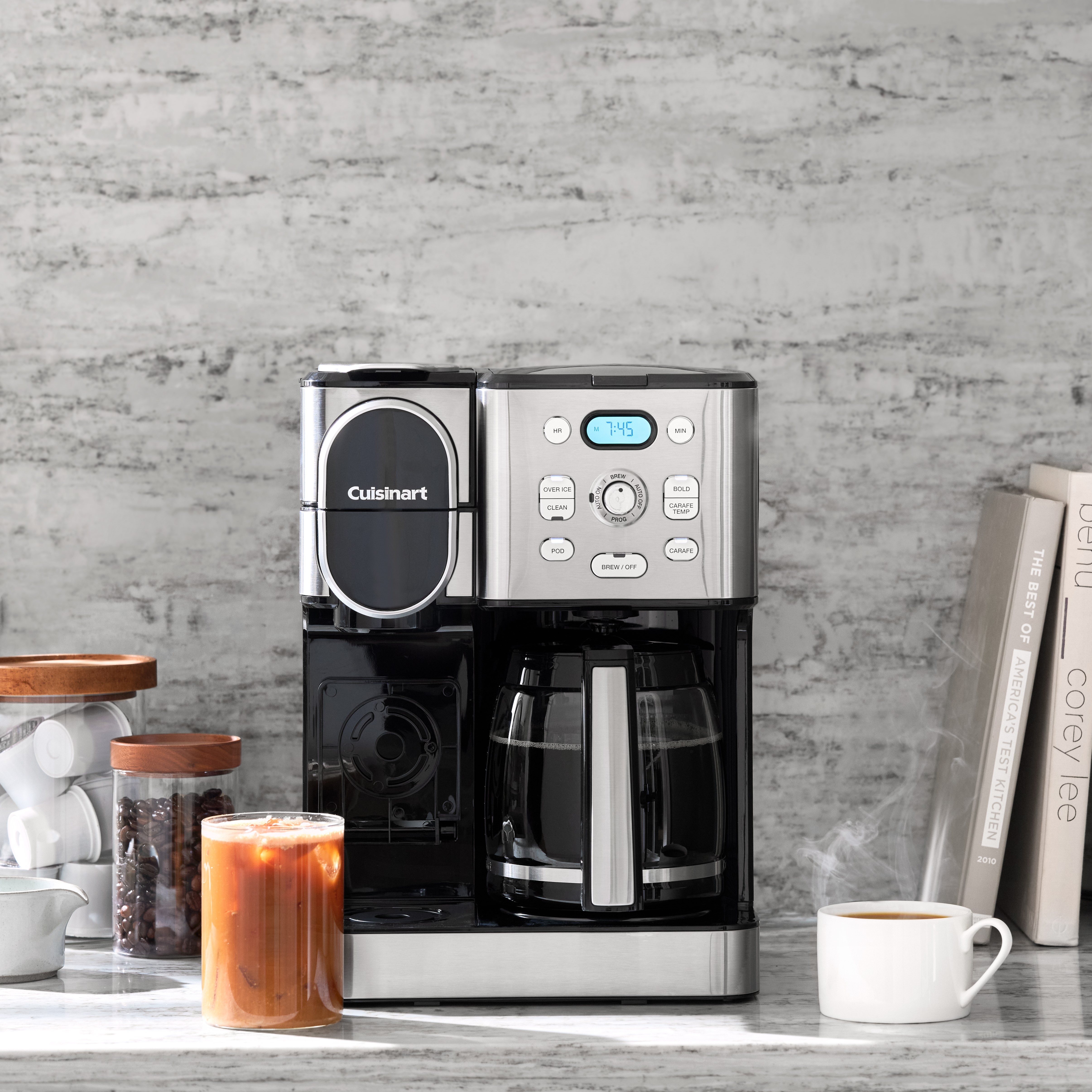 Cuisinart SS-16 Coffee Center with glass carafe and single-serve side